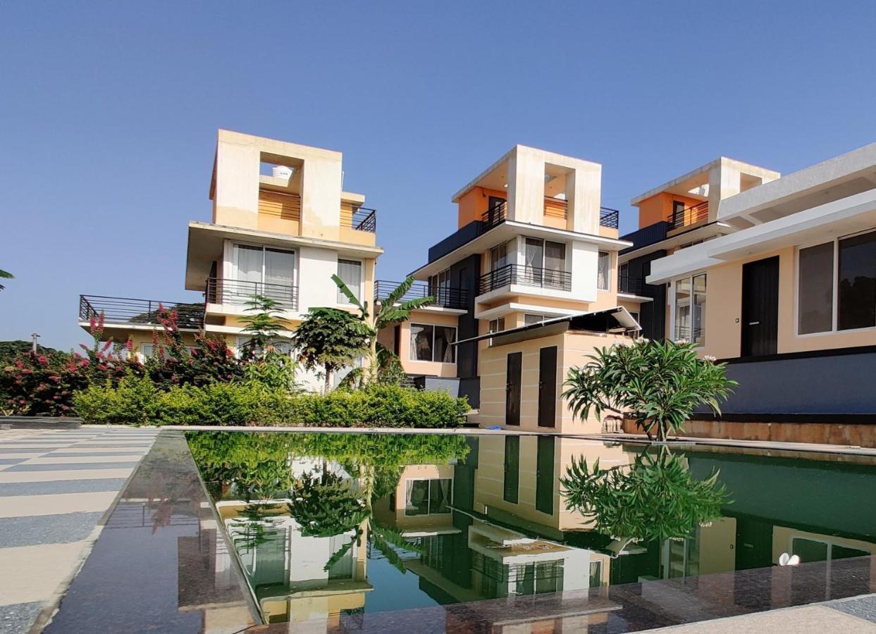 Royal Meadows - Igatpuri Bungalow B Dış mekan fotoğraf