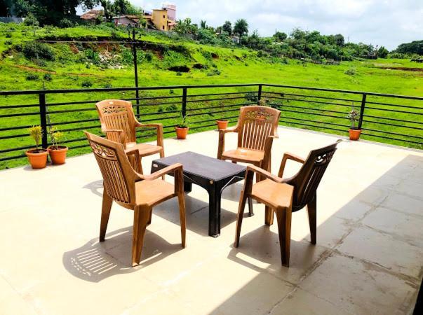 Royal Meadows - Igatpuri Bungalow B Dış mekan fotoğraf